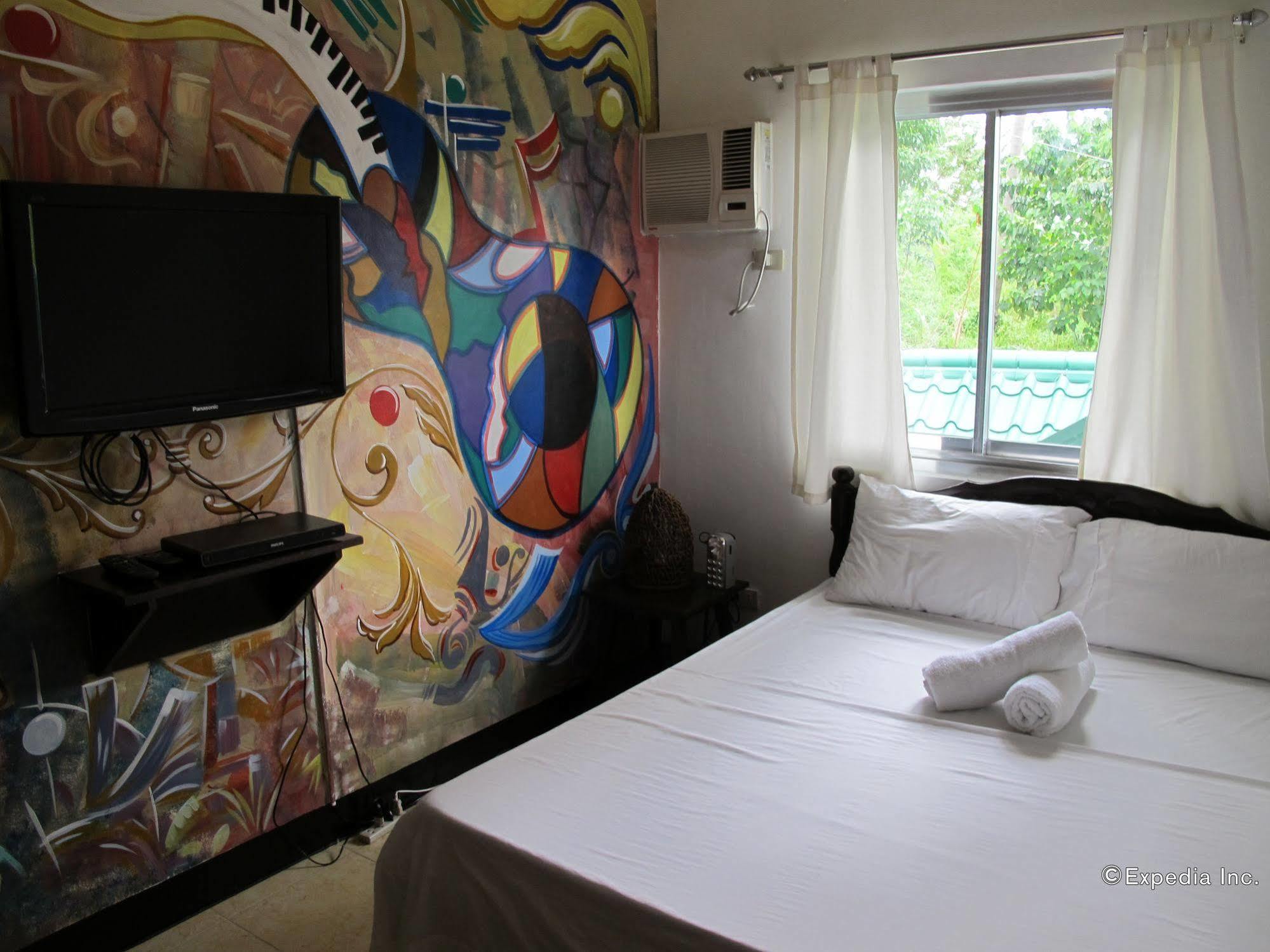 Seahorse Villa Puerto Galera Exterior photo