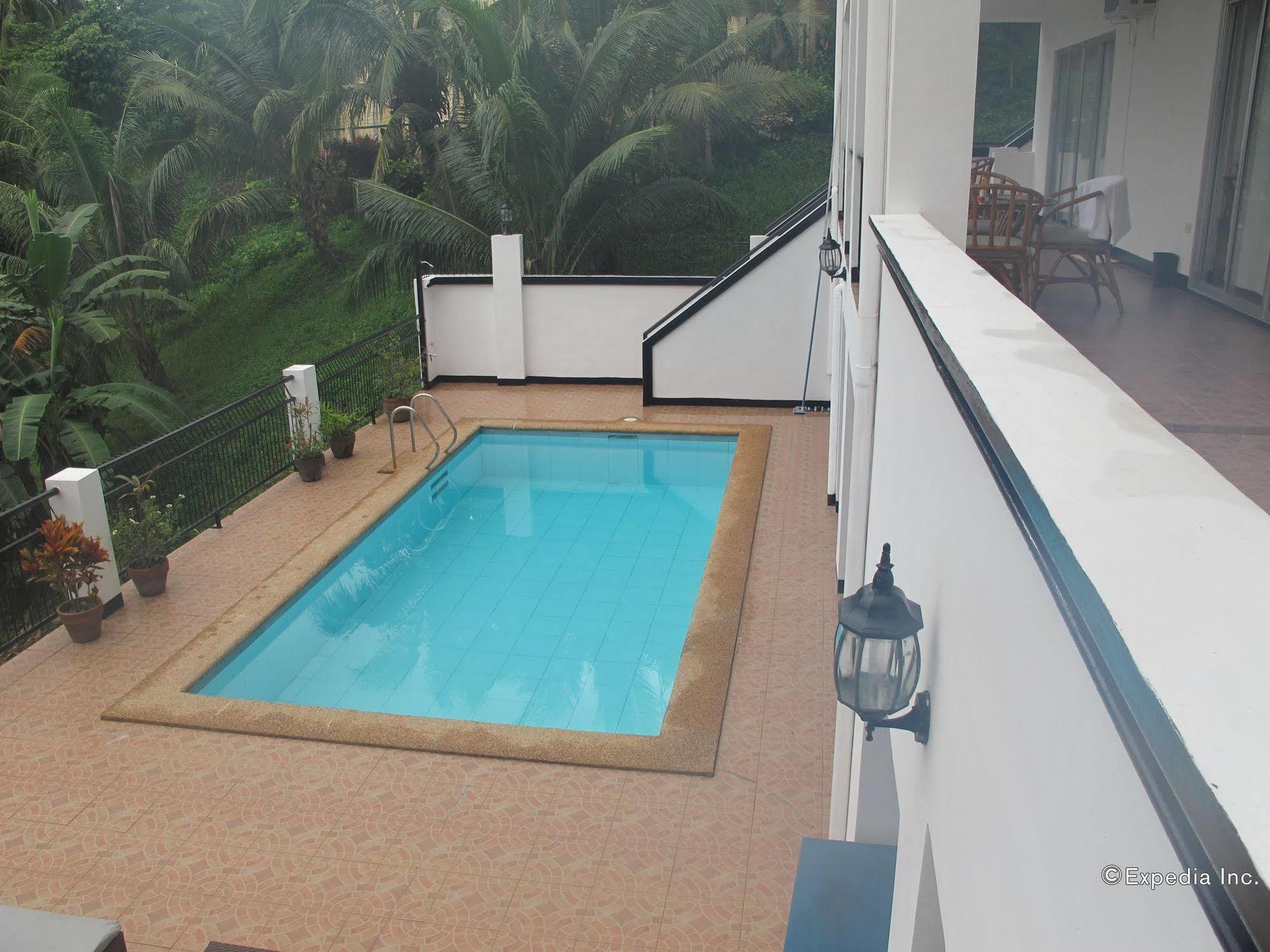 Seahorse Villa Puerto Galera Exterior photo