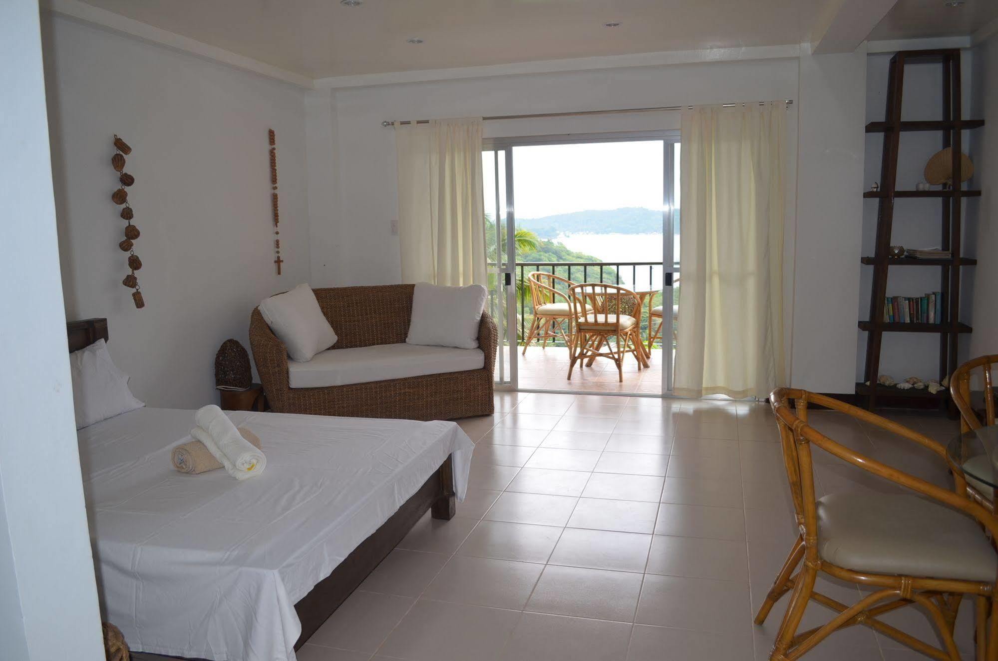 Seahorse Villa Puerto Galera Exterior photo